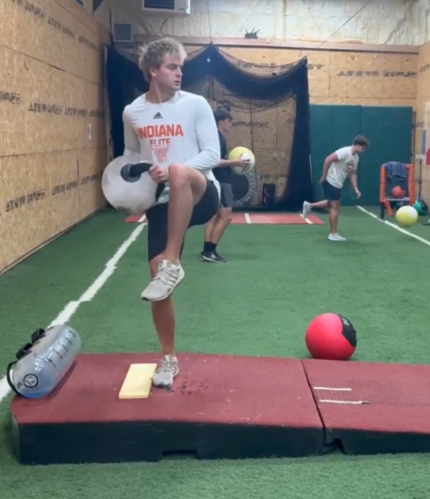 Pitching instruction at Zero Limits Baseball ZL1